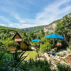 Un Jardin Dans La Falaise Appartement Cabrerets