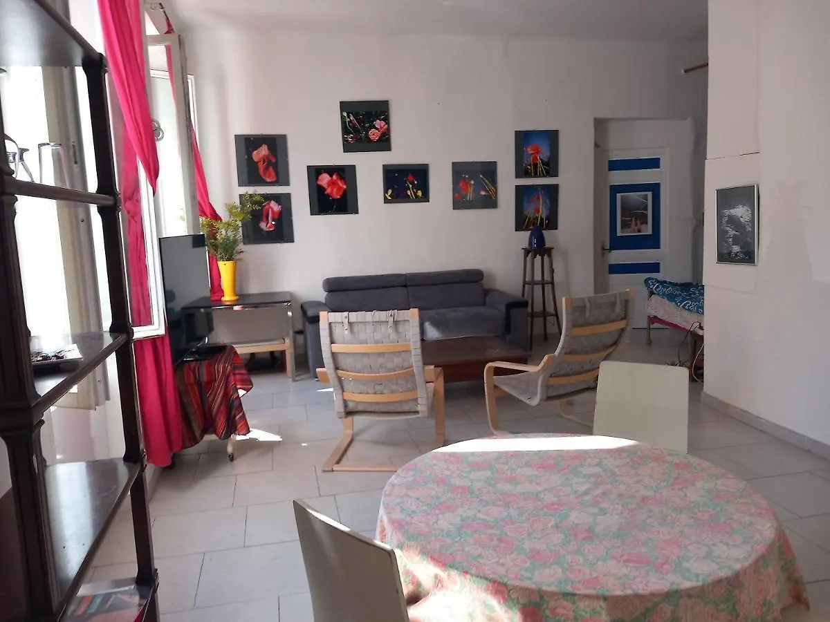 Appartement Espace Bien-Etre Sauna Infrarouge Salernes